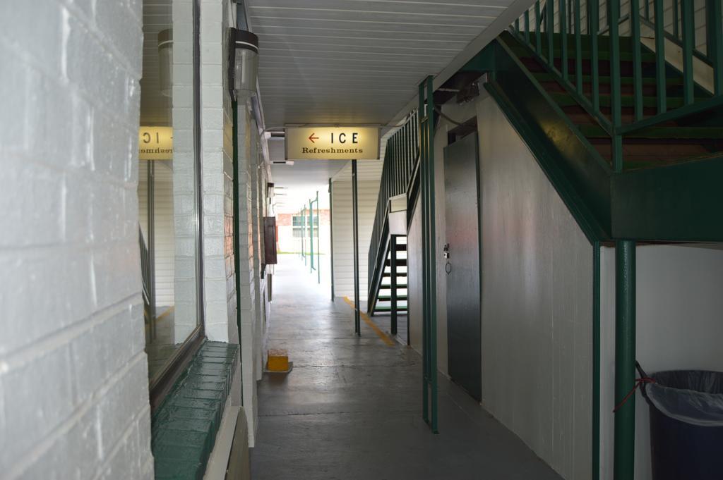Travel Inn Weatherford Exteriör bild